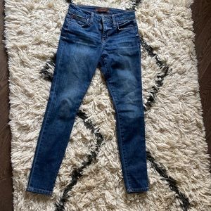 Icon ankle skinny blue wash by Joe’s Jeans size 24